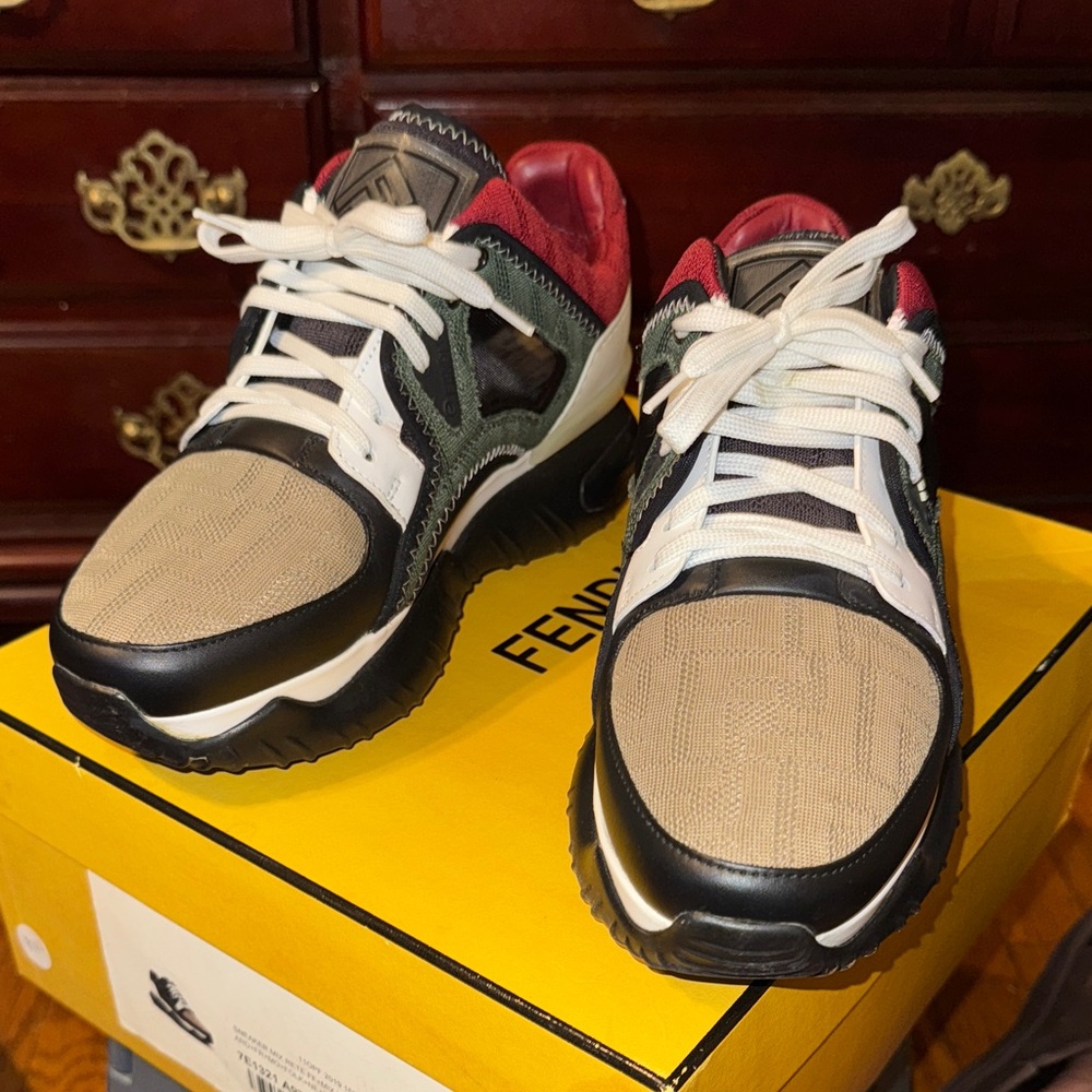 Fendi Men's Black and Brown Sneakers